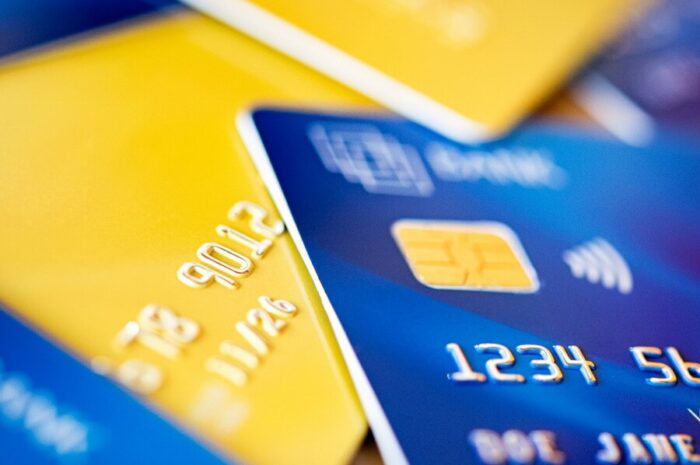 Tips on how to choose your first credit card